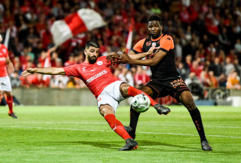 浙江稠州训练开放日，转会期更衣室发声引欢呼，法甲在即，纪律约束更严格的简单介绍-ayx